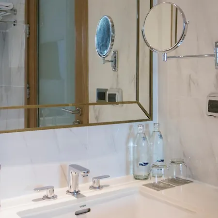Muu Bangkok, Small Luxury Hotels Of The World-3